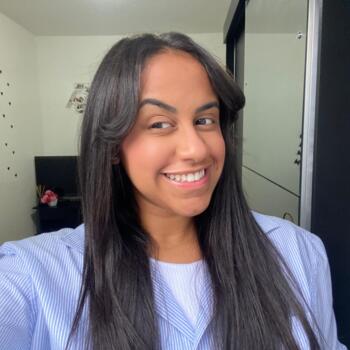 Babá em Santos: Larissa