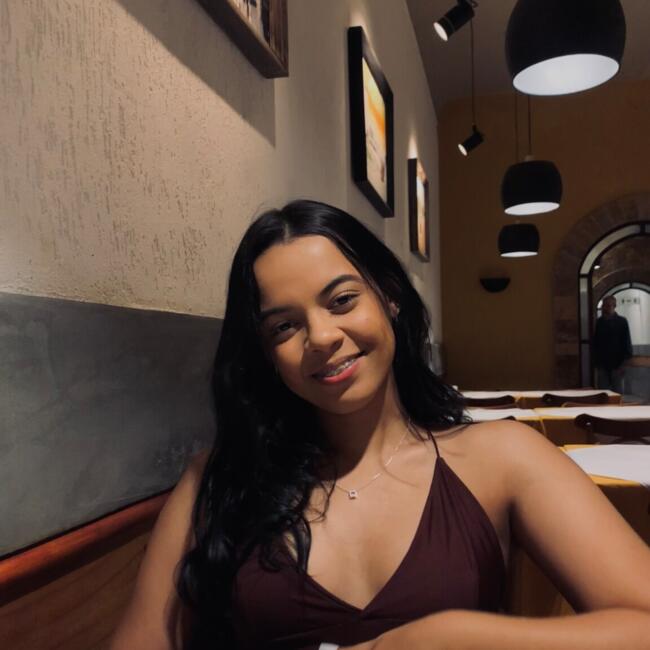 Babysitter in Campina Grande: Ana