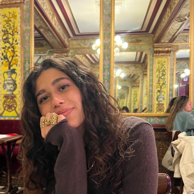 Babysitter a Milano: Victoria