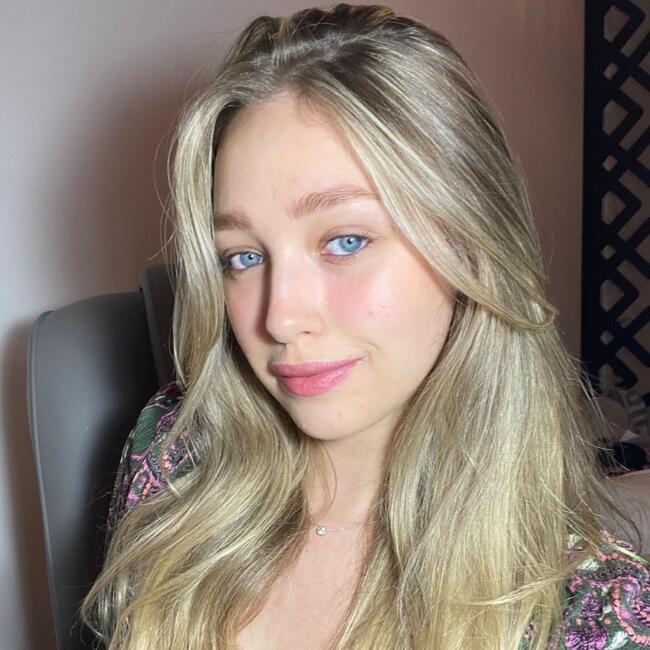 Babysitter in Lajeado: ISABELA