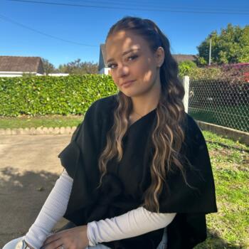 Nanny in Imphy: Chloe