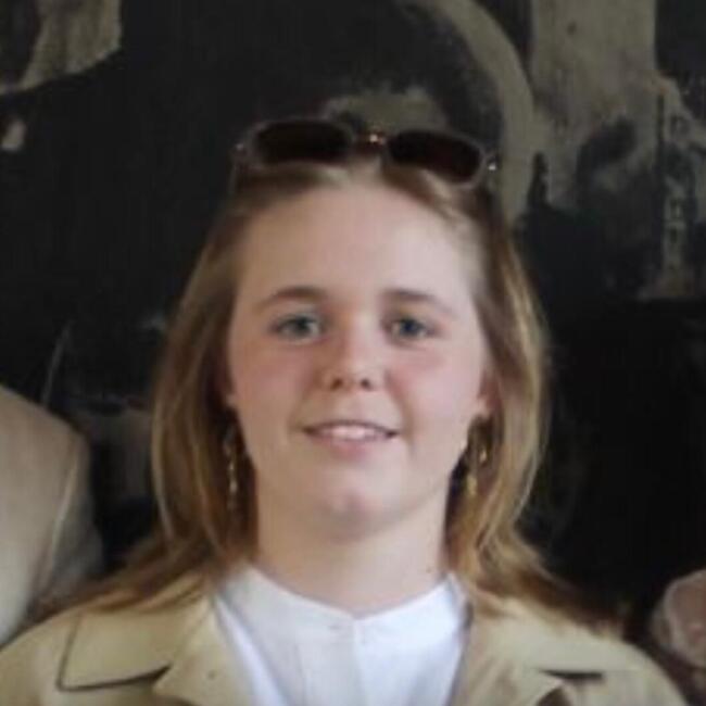 Babysitter in Ravels: Nell
