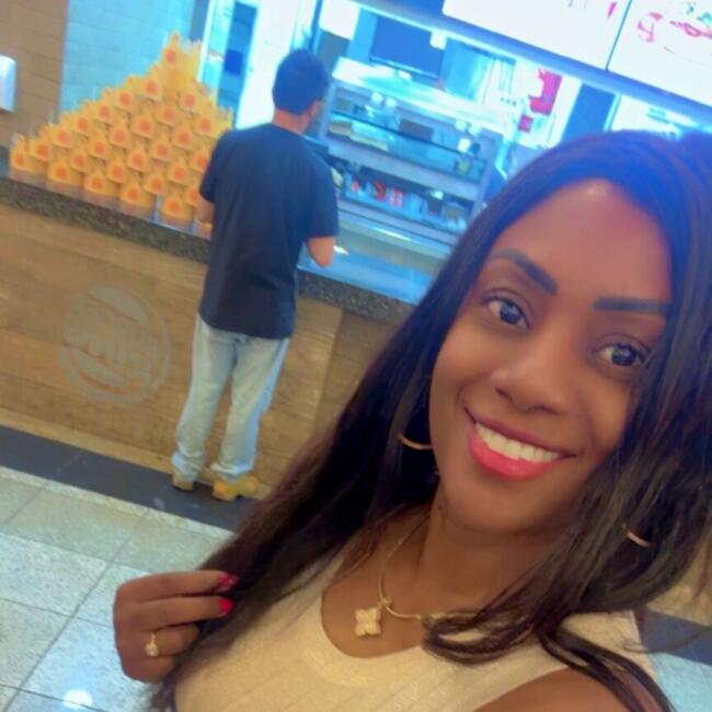 Emprego de babá em Curitiba: Rosana