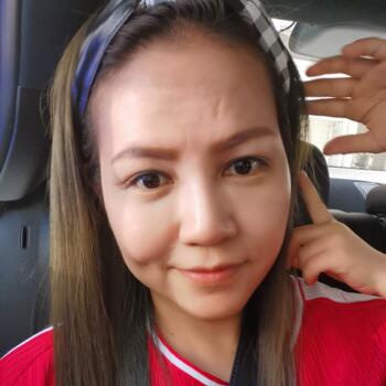 Babysitter in Singapore Island: Shirley