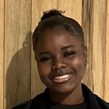 Babysitter in The Hague: Maame