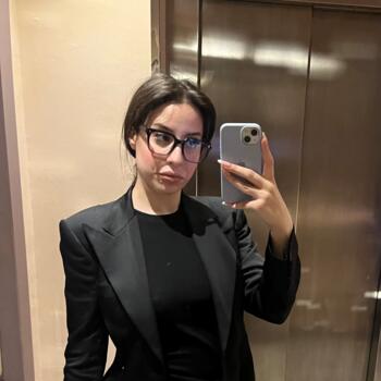 Babysitter in Tangier: Lina