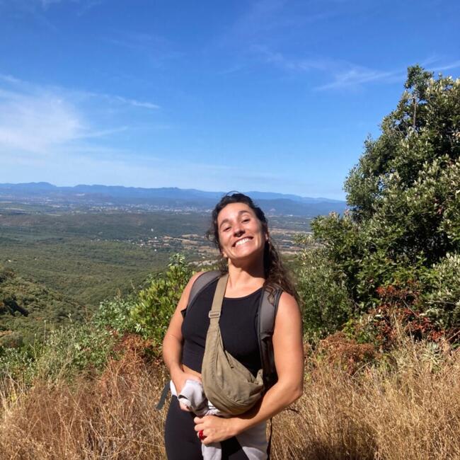 Babysitter in Cairns: Jade