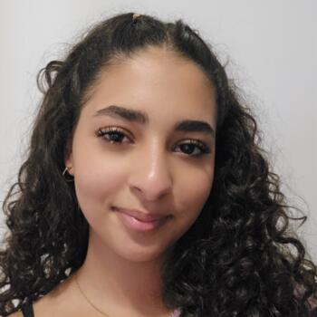 Baby-sitter in Winnipeg: Elona