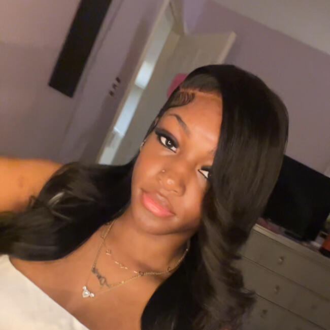 Babysitter in Fort Worth: Paris