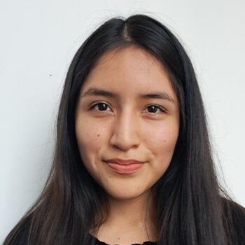 Babysitter in Carmen De La Legua Reynoso: Elizabeth