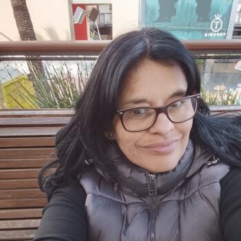 Babysitter in L'Hospitalet de Llobregat: Analia