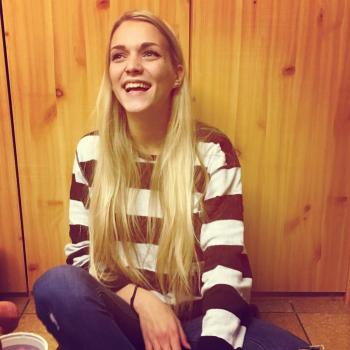 Babysitter in Hall in Tirol: Lara