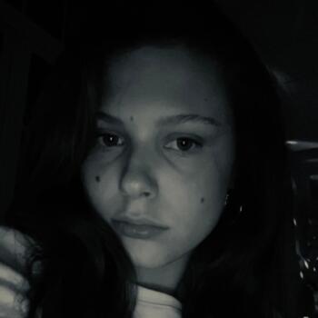 Babysitter in Auxerre: Louléa