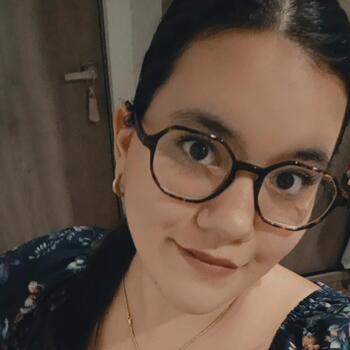 Niñera León: Adriana