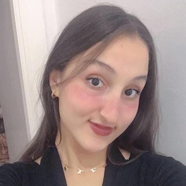 Babysitter in Tunis: Mayssa