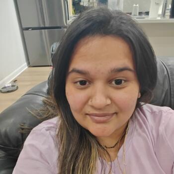 Baby-sitter in Kanata: Nidhi