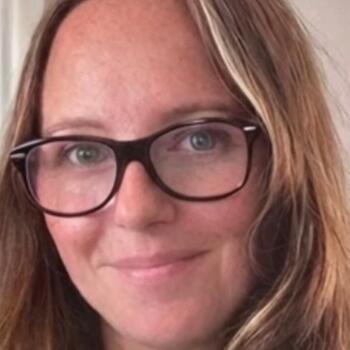 Babysitter Gloucester: Theresa