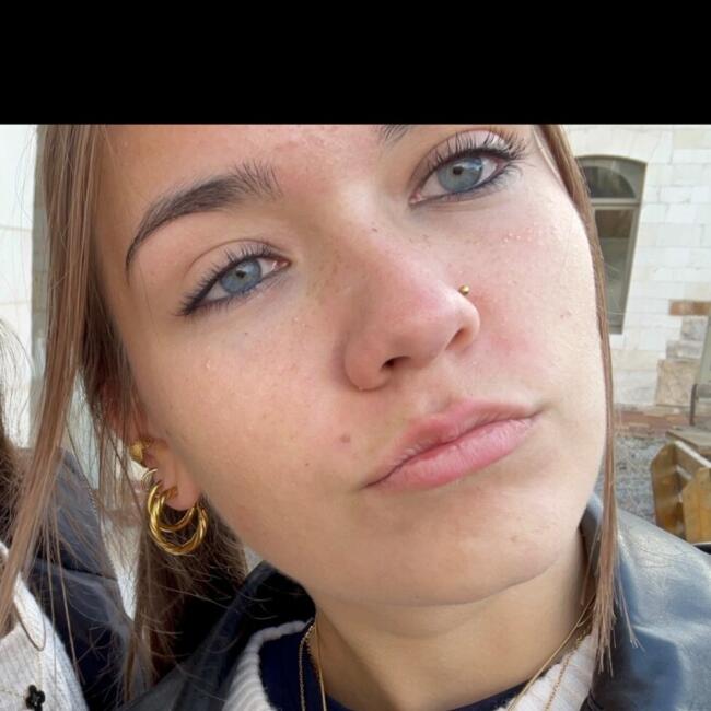 Babysitter in Averdoingt: Capucine