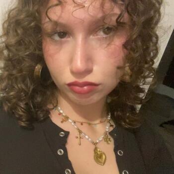 Baby-sitter Marange-Silvange: Eva