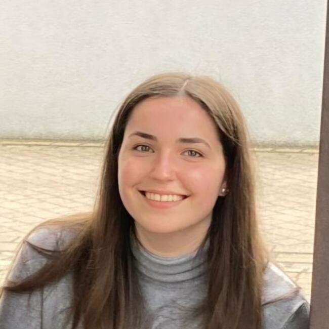 Babysitter in Mettendorf: Lea