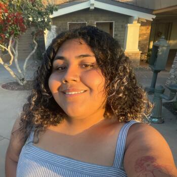 Babysitter in Los Angeles: Cindy