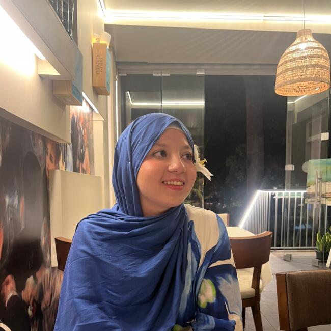 Babysitter in Chelles: Lina