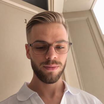 Baby-sitter Sedan: David