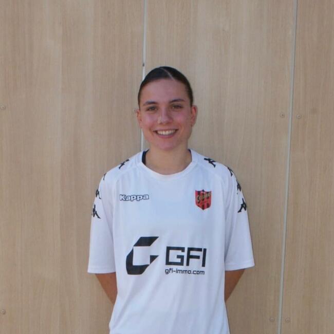 Babysitter in Franconville: Coraly