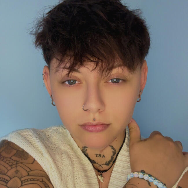 Babysitter in Chartres: Naomie