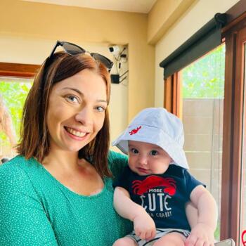 Babysitter Urcuit: Charlene