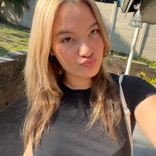 Babysitter in eManzimtoti: Ninqe