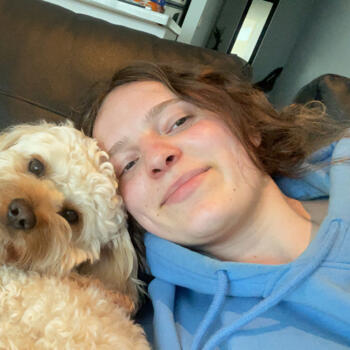 Babysitter in Bern: Charlotte