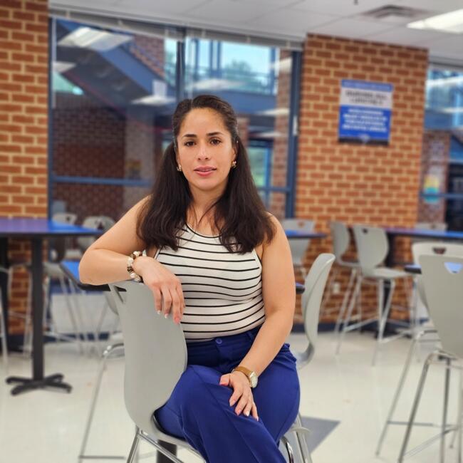 Babysitter in Alexandria: Xiomara