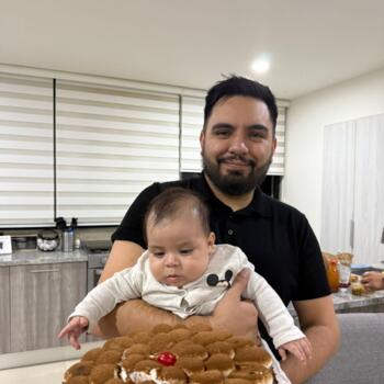 Babysitting job in Mexico City: babysitting job David