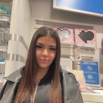 Babysitter a Comerio: Sabrina