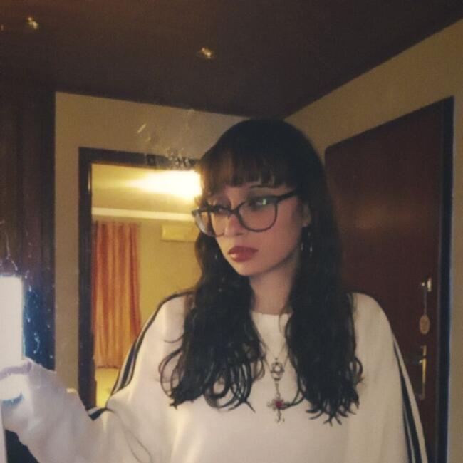 Babysitter in Olhão: Iara