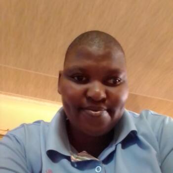 Babysitter in Nigel: Khethiwe