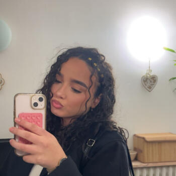 Babysitter Pontault-Combault: Salma