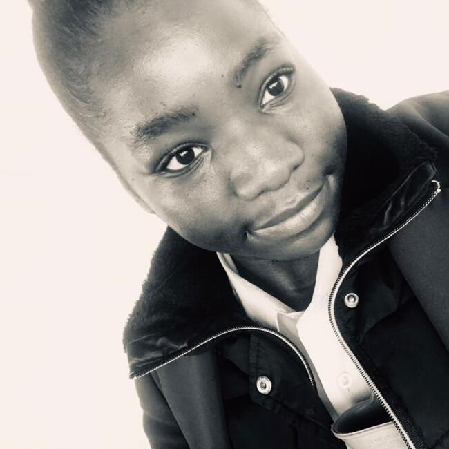 Babysitter in Auburn (West Virginia): Thembinkosi