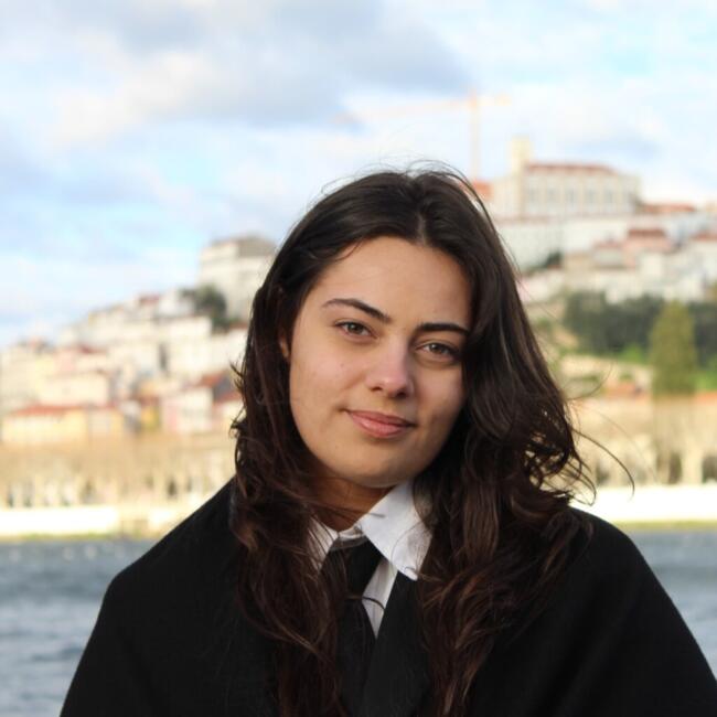 Babysitter in Coimbra: Catarina