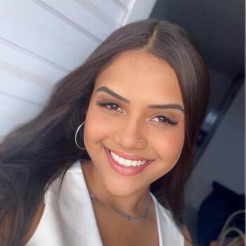 Babysitter in Fortaleza: Evilyn