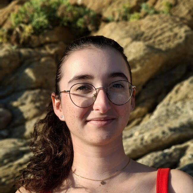 Babysitter in Lyon: Louise