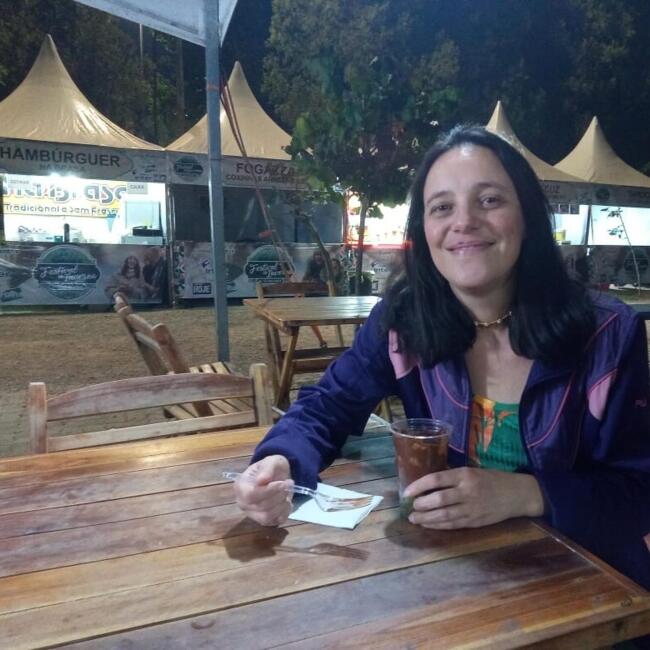 Babysitter in Itaquaquecetuba: Janaina