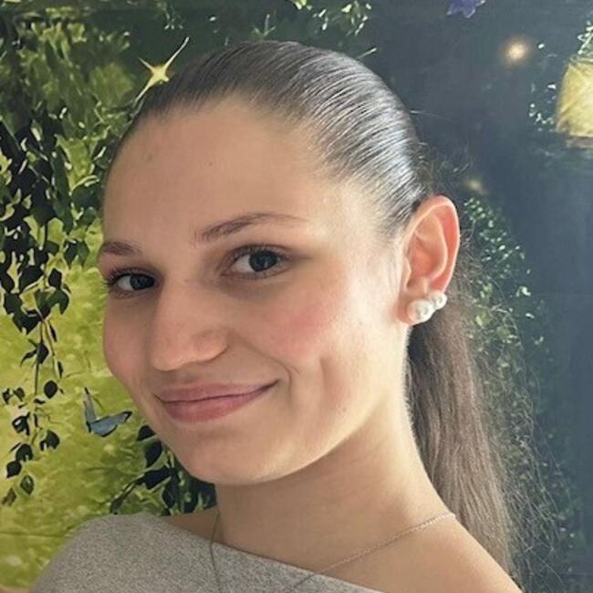 Babysitter in Amiens: Leane