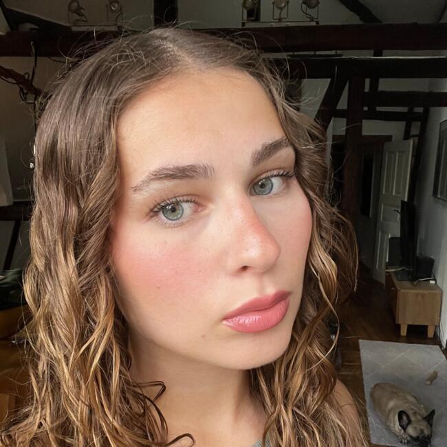 Babysitter in Niedernhausen: Lorena