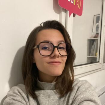 Babysitter in Belfast: Emma