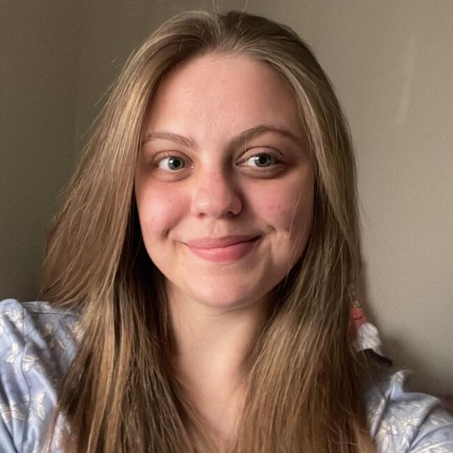 Babysitter in Krugersdorp: Ashley