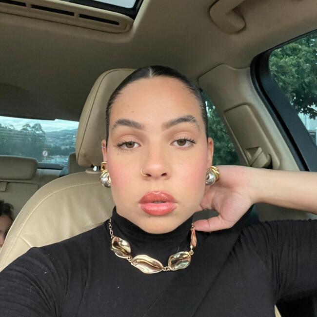 Babá em Cajamar: Mariana