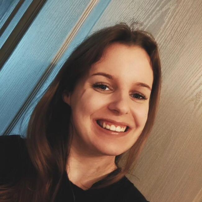 Babysitter in Budapest: Anita