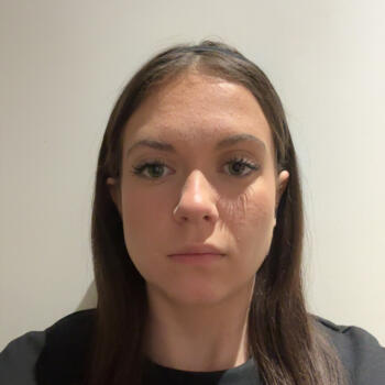 Babysitter in Chaville: Elsa